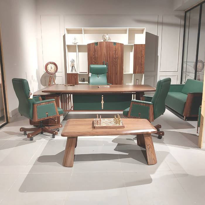 Premium Office Furniture Manufacturers in Pune